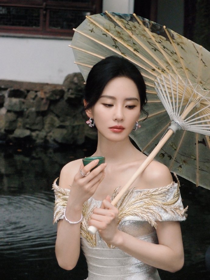 在自动化站群系统中的角色
